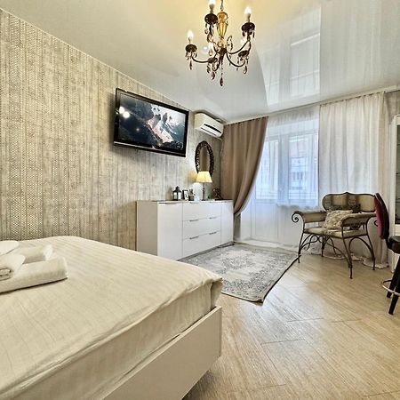 Apartpoltava Смак Італії У Самому Центрі Полтави , Білосніжна Студія В Новобудові, Банківський Чек エクステリア 写真